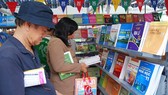 Khan hiếm sách giáo khoa: Một phần vì sợ tồn kho sách