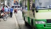 Yêu cầu di dời bến xe buýt tạm