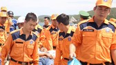 Cứu 10 ngư dân bị ngộ độc sau khi ăn cá chình