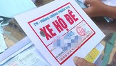 Xe biển trắng đua nhau dùng biển “xe hộ đê” để qua các trạm thu phí