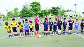 Giải bóng đá trẻ Nhà thiếu nhi quận 10 - Ươm mầm “cầu thủ” học sinh