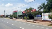 Một tuyến đường đã được cấp "bìa đỏ" phần đất nhà nước quản lý nằm ngay mặt tiền, Thanh tra đề nghị trả lại hiện trạng ban đầu. Ảnh: Báo Lao Động