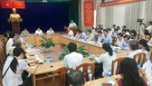 “Chính quyền TPHCM sẵn sàng lắng nghe để tìm sự đồng thuận với người dân Thủ Thiêm” “Chính quyền TPHCM sẵn sàng lắng nghe để tìm sự đồng thuận với người dân Thủ Thiêm”