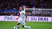 Steven Nzonzi sẽ đá chính trong lối chơi phòng thủ