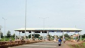 Đường đang thu phí đã xuống cấp nghiêm trọng Đường đang thu phí đã xuống cấp nghiêm trọng