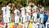 Niềm vui chiến thắng của các cầu thủ Borussia Monchengladbach