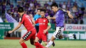 Ban điều hành giải sẽ sớm ấn định thời gian của trận Bình Dương - Hà Nội. Ảnh: MINH HOÀNG