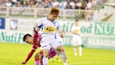 HA.GL vẫn chưa an toàn trụ hạng mùa này. Ảnh: ANH TIẾN
