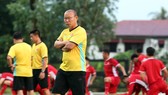 HLV Park Hang-seo khá phân vân với kế hoạch trong năm 2019.
