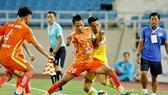 Phù Đổng vừa phải cố thắng Đồng Tháp và còn phải chờ tin vui ở sân Cần Thơ. Ảnh: MINH HOÀNG