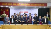 Các tổ chức trong khối giao ước thi đua
