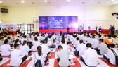 Học sinh tham gia các hoạt động của ngày hội