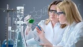 School promotes cooperation with enterprises in biotechnology