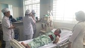 Đơn vị chạy thận nhân tạo mới, khang trang với 15 máy chạy thận được bố trí trong cơ sở mới của bệnh viện quận 7 với hỗ trợ chuyên môn kỹ thuật của các bác sĩ, điều dưỡng từ bệnh viện quận Thủ Đức đã chính thức đi vào hoạt động