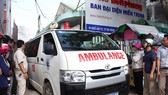 Ambulance arrives at the scene to take the victim's body ( photo SGGP )