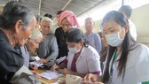 Hơn 1.000 người nghèo được khám, phát thuốc miễn phí