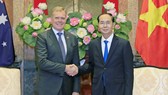 國家主席陳大光接見托尼‧史密斯議長。(圖源:顏創)