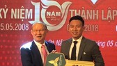 Vợ chồng HLV Park Hang-seo được tặng nhà ở Đà Nẵng