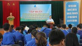PGS-TS Ngô Văn Minh, Trưởng khoa dân tộc và tôn giáo Học viên Chính trị khu vực 3 giảng dạy về chủ trương, đường lối của Đảng, chính sách pháp luật của nhà nước trong công tác dân tộc, tôn giáo