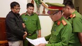 Cơ quan điều tra đọc lệnh bắt tạm giam đối với Ngô Minh Sơn