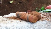 Dừng thi công trường học vì phát hiện đạn pháo