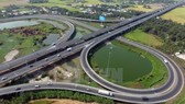 Some stretches of North-South Expressway have been built and put into operation (Photo: VNA)