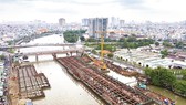 The construction site of an item to prevent tidal water from the Saigon river from entering Te, Doi, Tau Hu and Ben Nghe canals (Photo: SGGP)