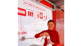 Mỗi EKOCENTER có thể cung cấp 1,5 triệu lít nước sạch/năm cho người dân địa phương