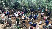 Số người tìm kiếm đá quý tại khu vực núi đá Liễu Đô đã giảm bớt