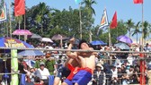Làng Sình khai hội vật đầu xuân