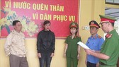 Thiếu tiền tiêu xài, nữ thạc sĩ dạy trường cao đẳng đi lừa đảo
