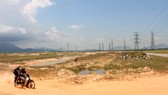Nắng nóng kéo dài khiến cuộc sống của người dân gặp nhiều khó khăn