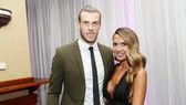 Bale và vị hôn thê đã hoãn đám cưới. Ảnh WENN.com