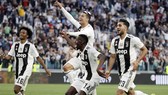 Cristiano Ronaldo đã ăn mừng danh hiệu Serie A cùng Juve. Ảnh: Getty Images