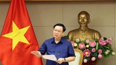 Phó Thủ tướng Vương Đình Huệ phát biểu tại cuộc họp. Ảnh: VGP