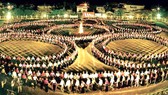 Năm 2013, múa xòe cũng đã lập kỷ lục Việt Nam với 3.000 người tham dự