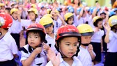 Tặng gần 2 triệu mũ bảo hiểm cho học sinh lớp một