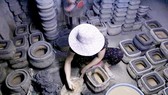 Làng lư trăm tuổi giữa lòng thành phố