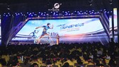 Sự kiện Kick off “Run Up The Sunshine – Đường đua rực nắng” thu hút hàng nghìn sales đến từ các nhà phân phối nổi tiếng, các đại lý uy tín