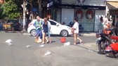 Điều tra vụ nữ lao công bị đánh khi nhắc nhở bỏ rác