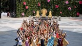 Bật mí khoảnh khắc ấn tượng trước show nghệ thuật "Vũ hội Ánh dương"