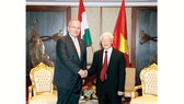 Tổng Bí thư Nguyễn Phú Trọng tiếp Chủ tịch Đảng Công nhân Hungary