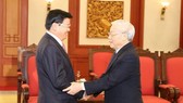Tổng Bí thư, Chủ tịch nước Nguyễn Phú Trọng tiếp Thủ tướng Lào Thongloun Sisoulith