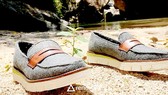 Giày làm từ tảo biển và nhựa tái chế
