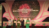 Giao lưu điển hình học tập làm theo Bác
