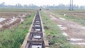 Một đoạn kênh của Dự án ngăn mặn, chống hạn Nghi Vạn