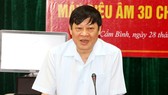 Thứ trưởng Bộ Y tế Nguyễn Viết Tiến phát biểu tại buổi lễ trao tặng. Ảnh: Báo Hà Tĩnh