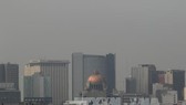 Khói mù bao phủ bầu trời Mexico City, Mexico ngày 3-5. Ảnh: THX/TTXVN