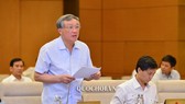 Chánh án Tòa án nhân dân tối cao Nguyễn Hòa Bình giải trình làm rõ vấn đề Ủy ban Thường vụ Quốc hội quan tâm. Ảnh: Quochoi