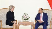 Prime Minister Nguyễn Xuân Phúc receives Australian Foreign Minister Julie Bishop in Hà Nội on May 28.